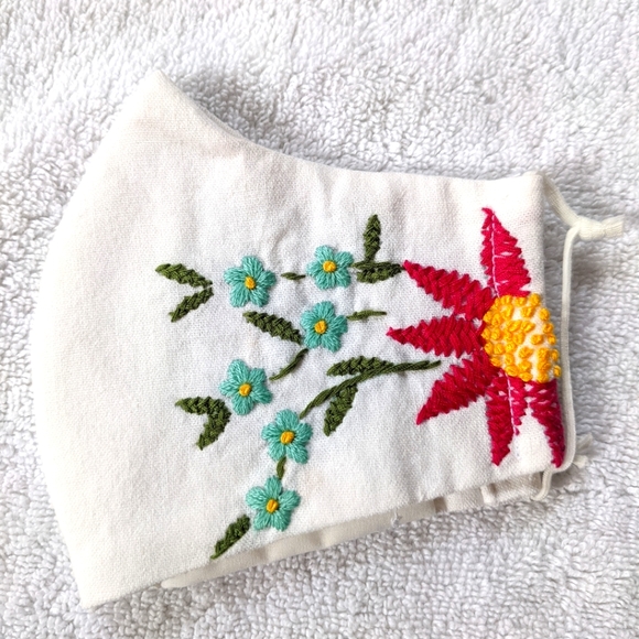 Handmade pocket filter embroidered face mask - Picture 1 of 4